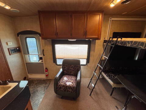 2013 Keystone RV Raptor
