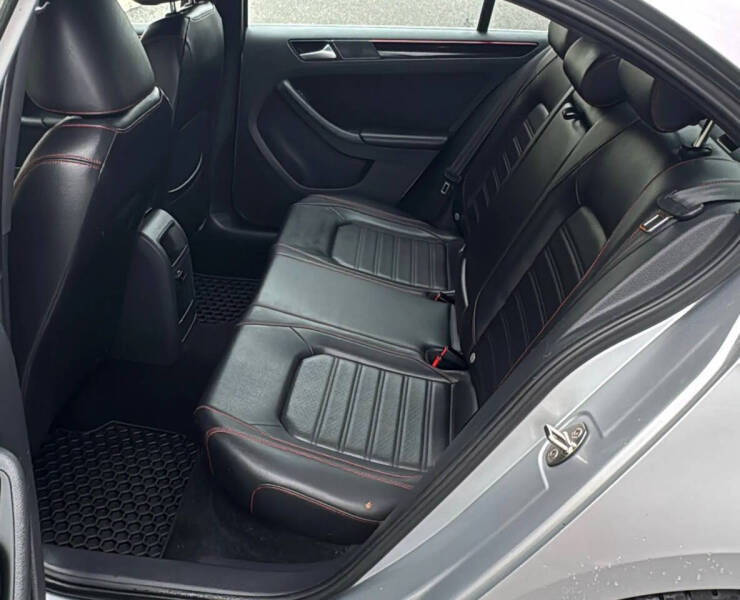 2016 Volkswagen Jetta