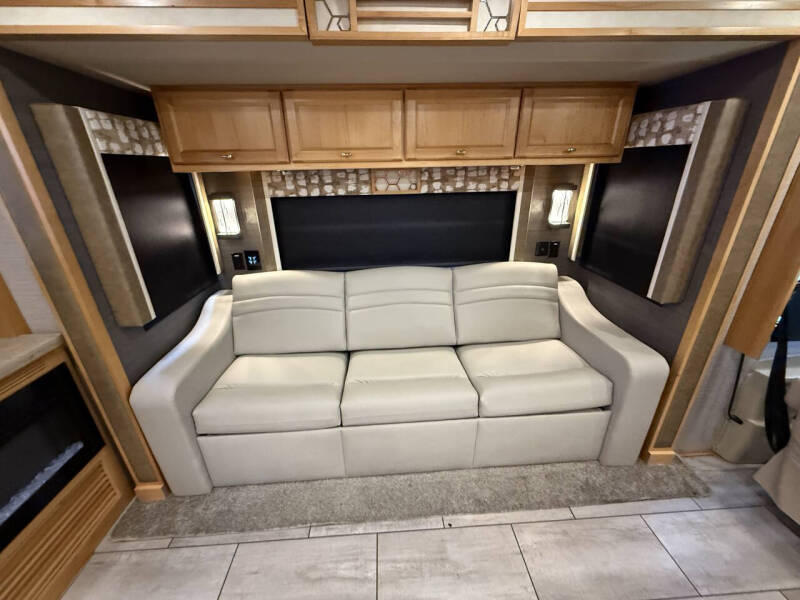 2021 Tiffin Allegro Open Road