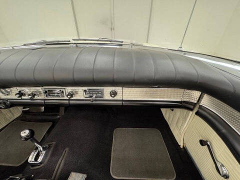 1957 Ford Thunderbird