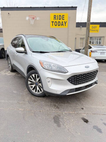 2020 Ford Escape Titanium