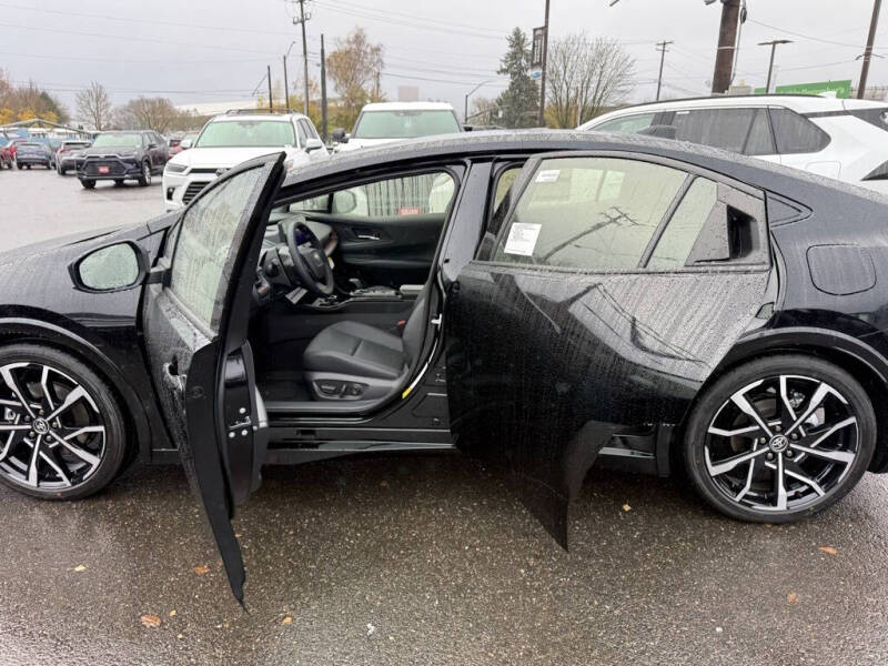 2026 Toyota Prius Plug-in Hybrid XSE