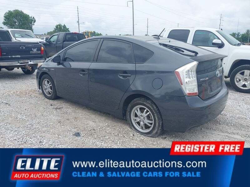 2011 Toyota Prius Two
