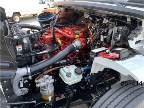 2018 Freightliner M2 106