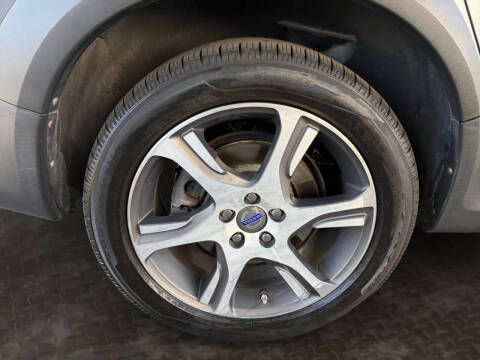 2012 Volvo XC70