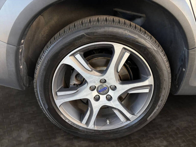 2012 Volvo XC70