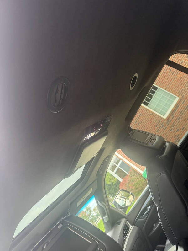 2017 Cadillac Escalade Platinum