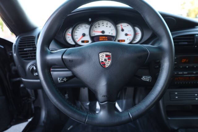 2003 Porsche 911