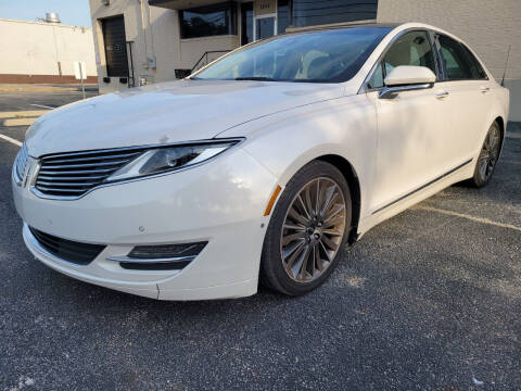 2013 Lincoln MKZ for sale at Dynasty Auto in Dallas TX