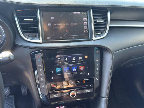 2019 Infiniti QX50 Essential