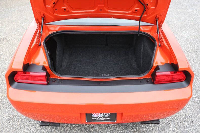 2008 Dodge Challenger SRT8