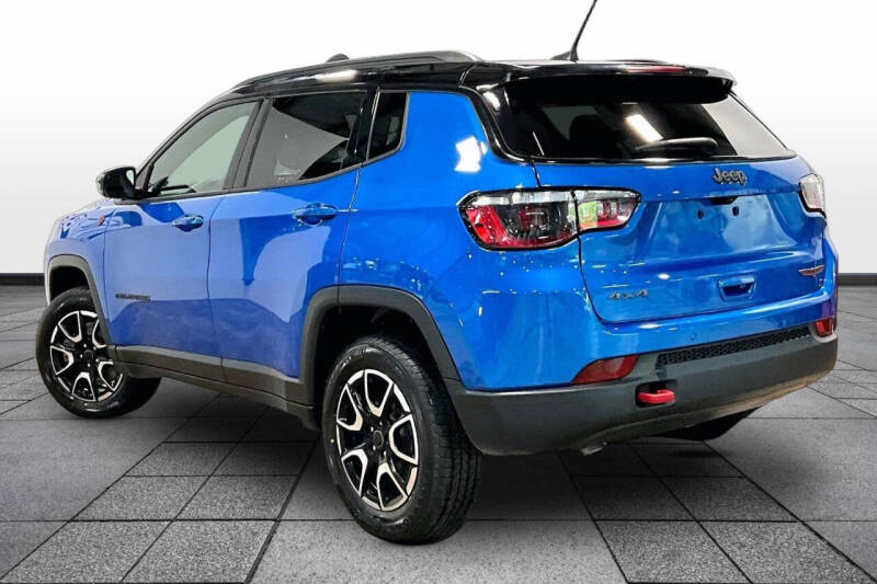 2025 Jeep Compass Trailhawk