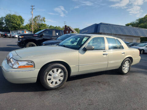 2005 Mercury Grand Marquis for sale at COLONIAL AUTO SALES in North Lima OH