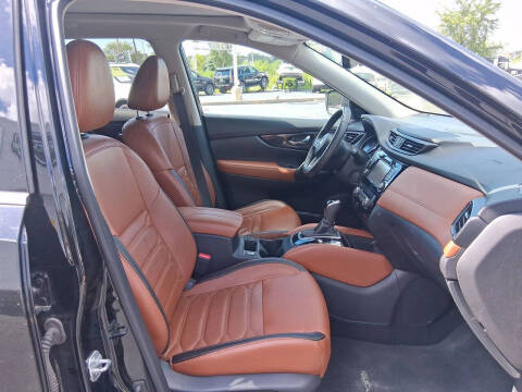 2017 Nissan Rogue SL