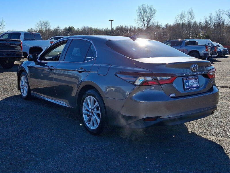 2022 Toyota Camry LE