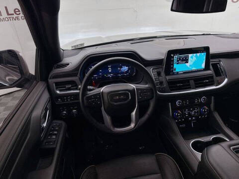 2024 GMC Yukon XL SLT