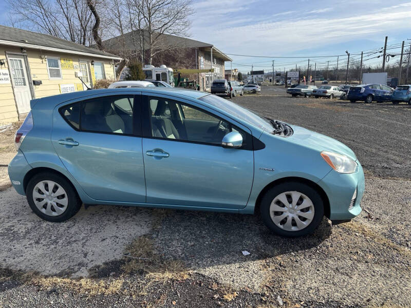 2012 Toyota Prius c Three