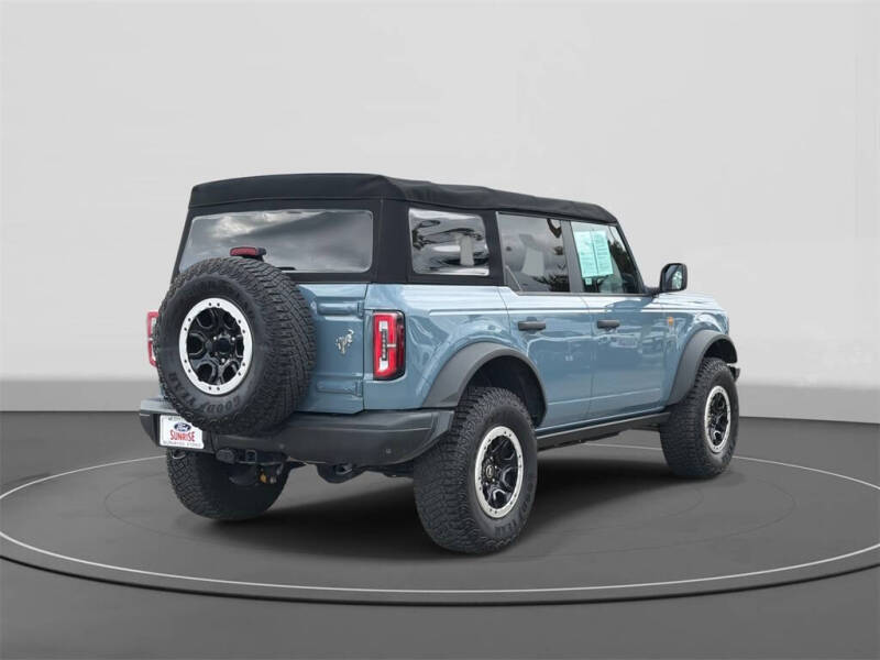 2022 Ford Bronco Badlands Advanced