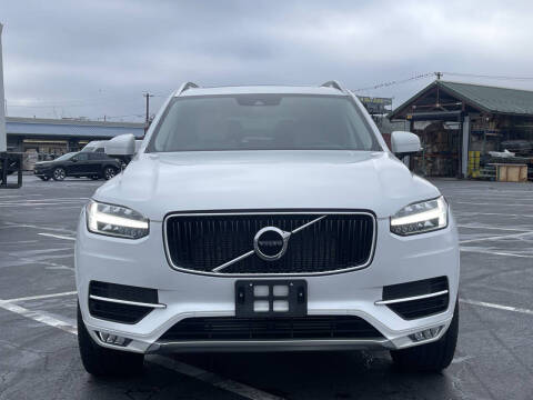 2019 Volvo XC90 T5 Momentum