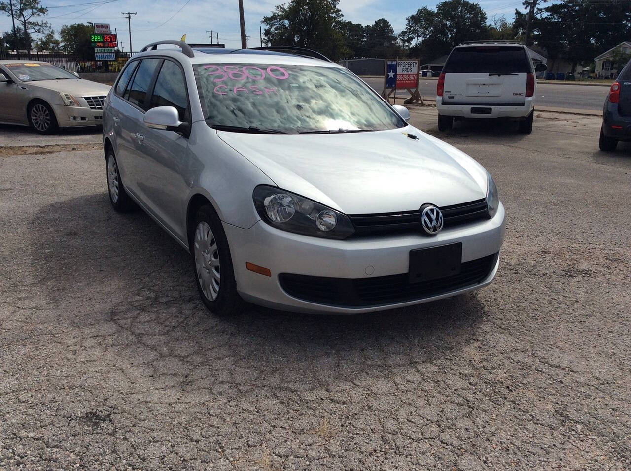 2010 Volkswagen Jetta for sale at SPRINGTIME MOTORS in Huntsville, TX