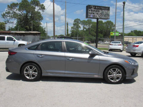2018 Hyundai Sonata for sale at Checkered Flag Auto Sales - East in Lakeland FL