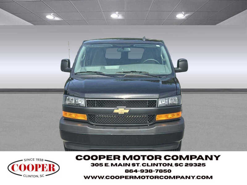 2025 Chevrolet Express LS 3500