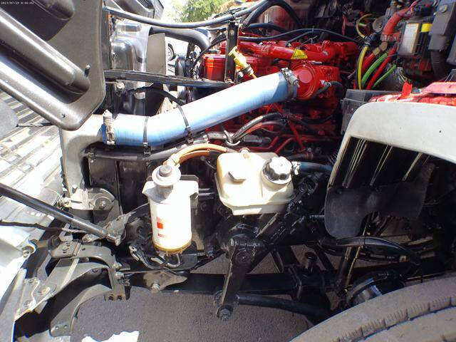 2017 Freightliner M2 106