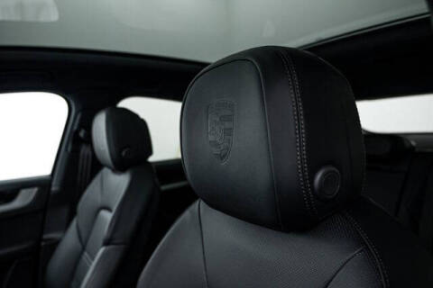 2025 Porsche Cayenne Coupe