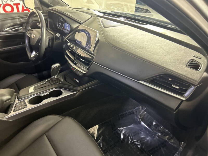 2024 Cadillac CT4 Premium Luxury