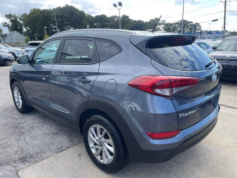 2016 Hyundai Tucson SE