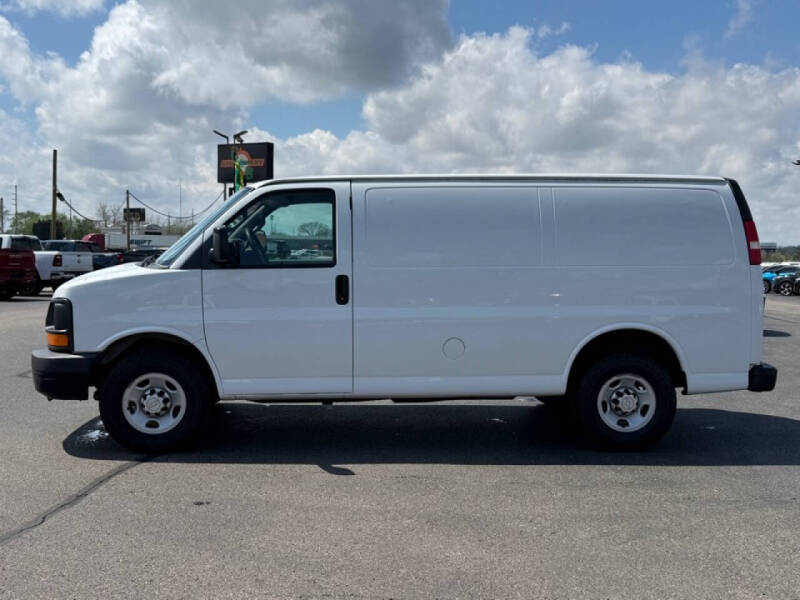 2016 Chevrolet Express 2500