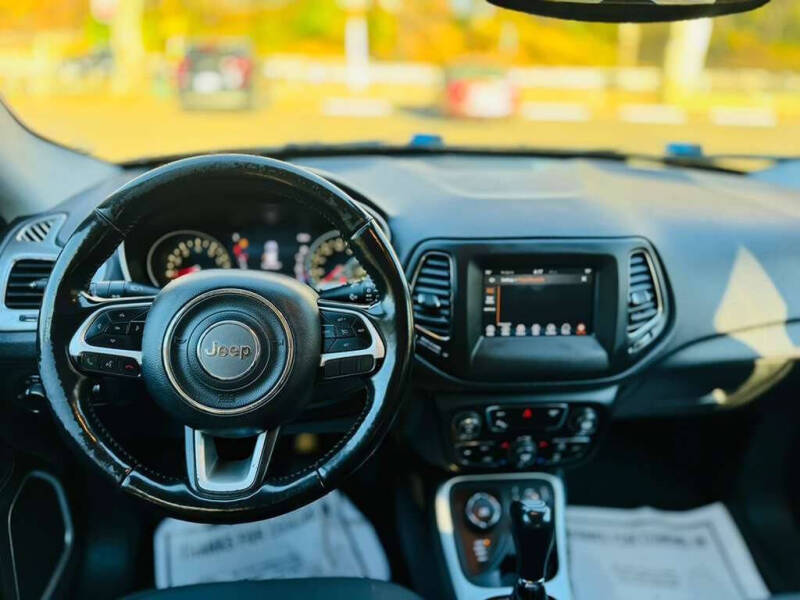 2018 Jeep Compass Sport