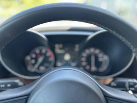 2018 Alfa Romeo Giulia Sport