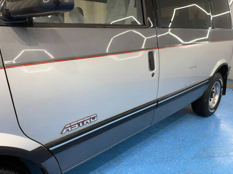 1990 Chevrolet Astro