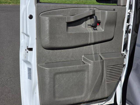 2024 GMC Savana 2500