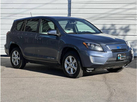 2014 Toyota RAV4 EV
