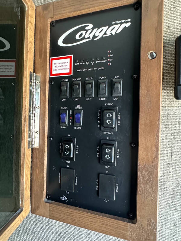 2017 Keystone RV COUGAR 284RDBWE