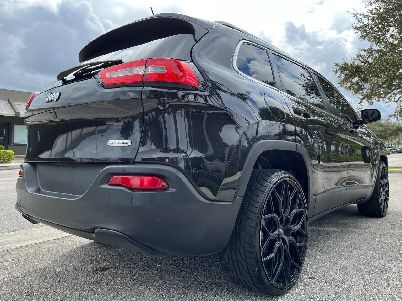 2018 Jeep Cherokee for sale at JT AUTO INC in Oakland Park, FL