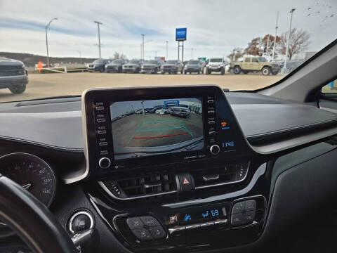 2019 Toyota C-HR XLE