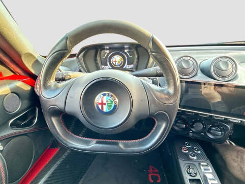 2015 Alfa Romeo 4C Launch Edition