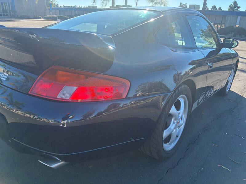 1999 Porsche 911 Carrera