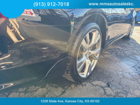 2016 Infiniti Q70 3.7