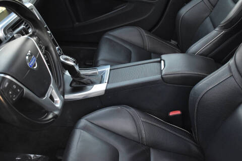 2016 Volvo S60 T5 Drive-E R-Design SE