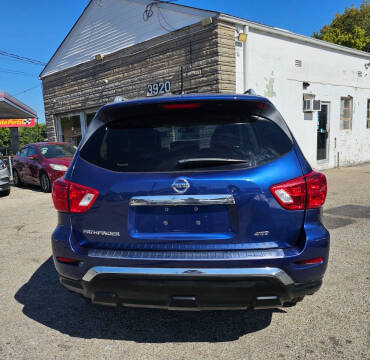2017 Nissan Pathfinder S