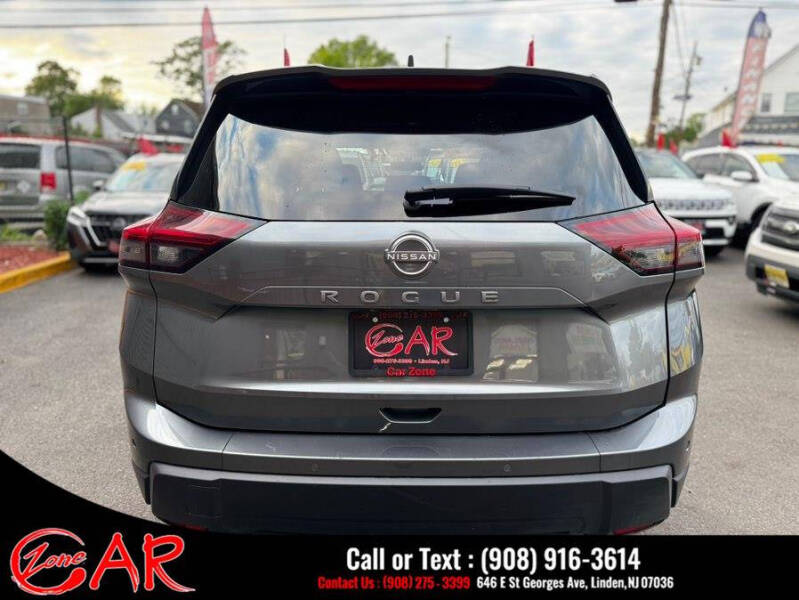 2025 Nissan Rogue SV