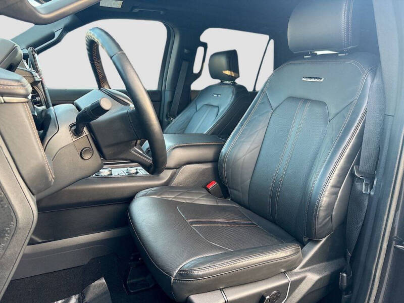 2024 Ford Expedition MAX Platinum