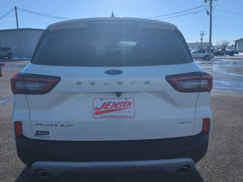 2026 Ford Escape Platinum
