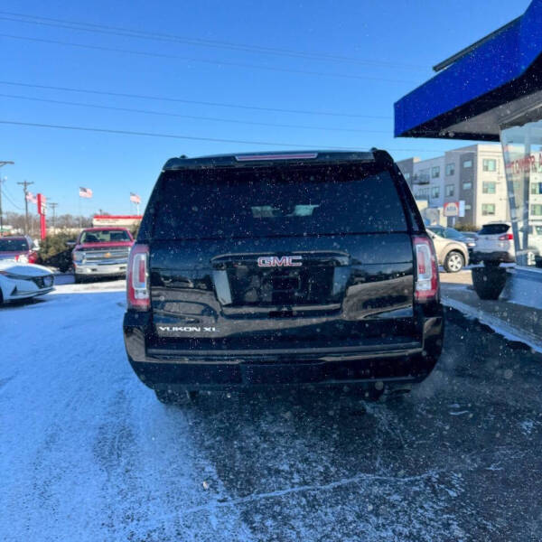 2018 GMC Yukon XL SLT