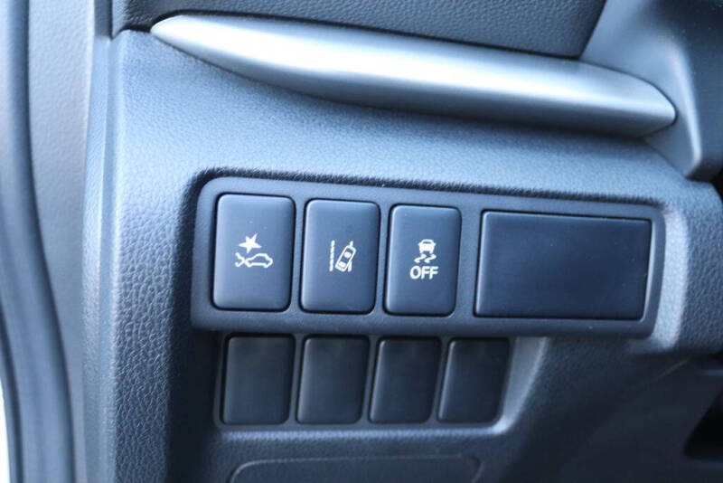 2025 Mitsubishi Eclipse Cross LE