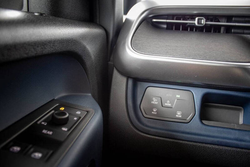 2025 Volkswagen ID. Buzz Pro S Plus